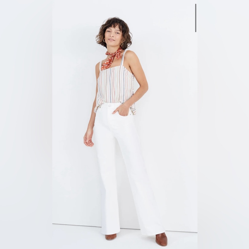 Madewell 11” High Rise Flare Jeans in Tile White, Size 28